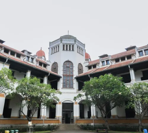 Lawang Sewu Semarang Sewa Mobil Semarang