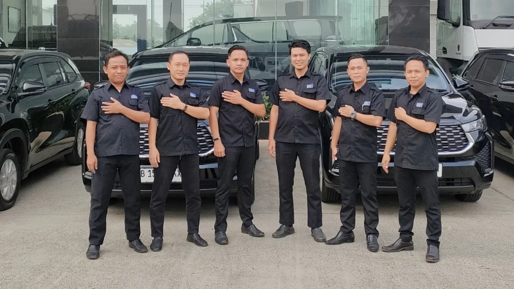 sewa mobil bulanan