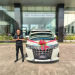 wedding car alphard