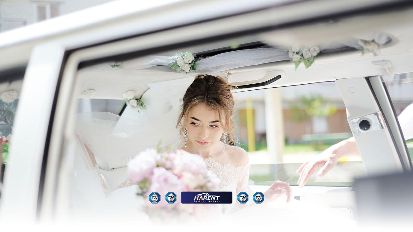 Berapa Sih Harga Rental Mobil Wedding yang Bikin Kantong Tetap Aman? Panduan Lengkap 2025! 1 harga rental mobil wedding