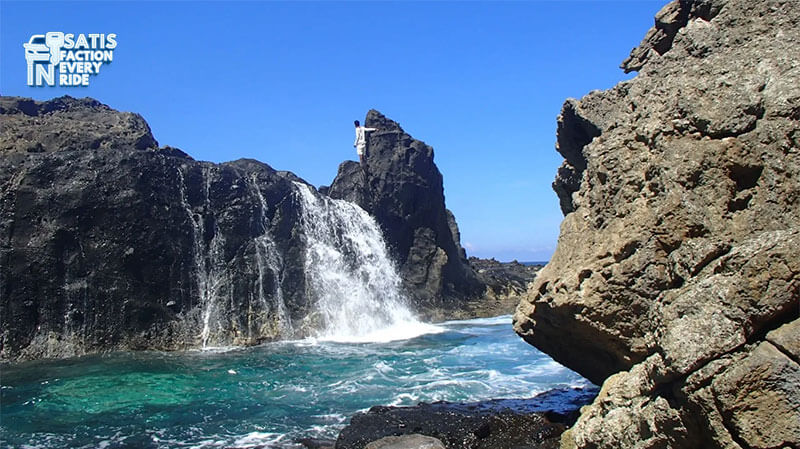 pantai tersembunyi di lombok