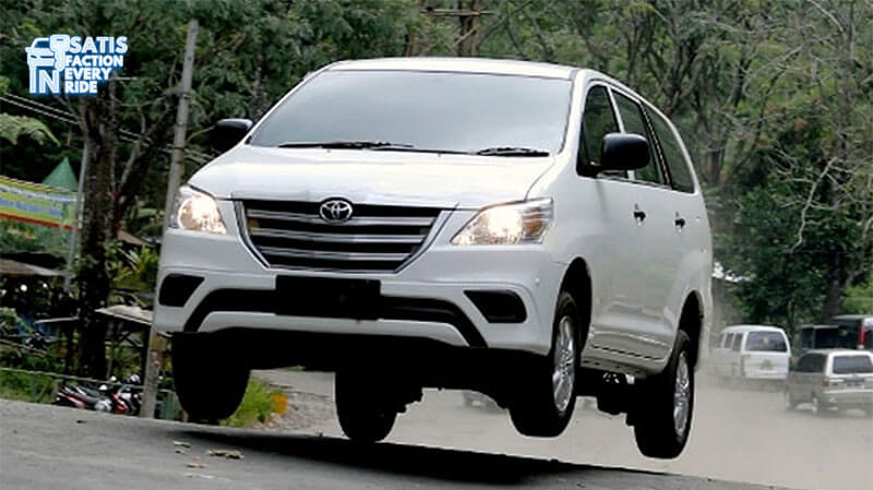 innova atau fortuner