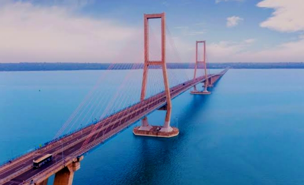 jembatan suramadu