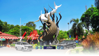 sewa avanza atau innova di surabaya