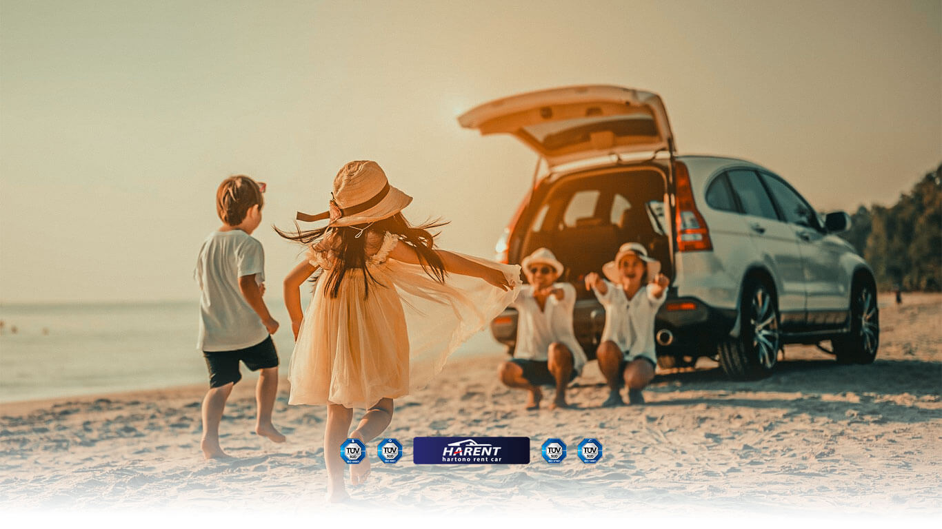 Liburan Keluarga Jadi Lebih Seru dan Bebas Ribet dengan Sewa Mobil Harian 1 liburan keluarga