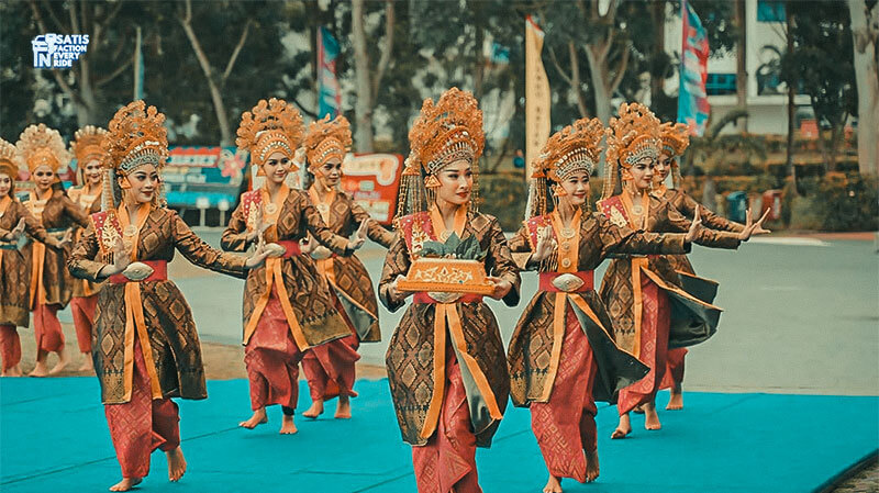 tari sekapur sirih