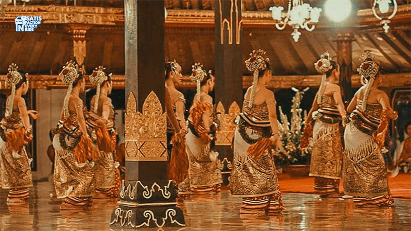Tari Bedhaya Keraton: Hening yang Menggetarkan, Sekali Menyaksikan Sulit Dilupakan 3 tari bedhaya