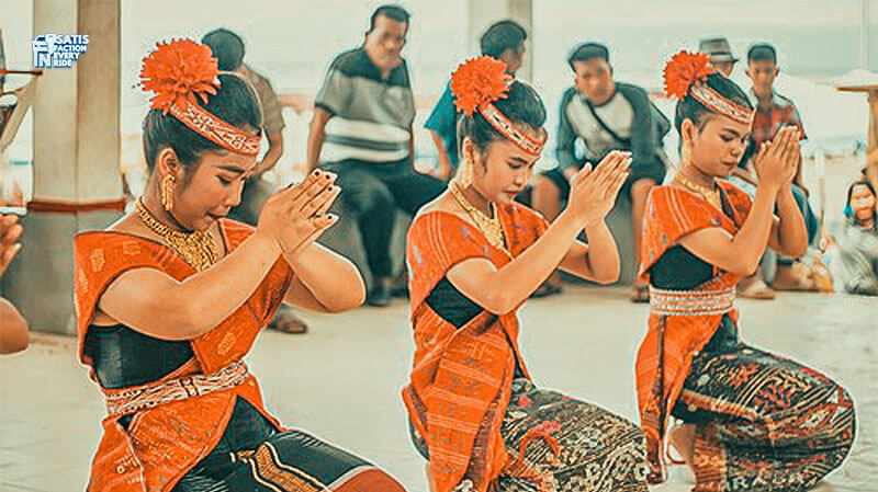 Tari Tor Tor Sumatra Utara 2 tari tor tor