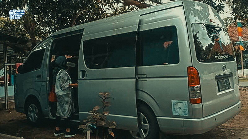 fasilitas dan kenyamanan di toyota HiAce