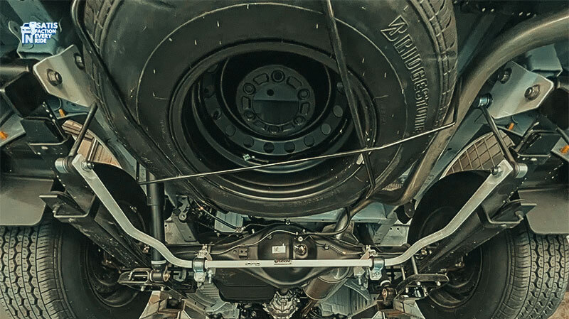 fasilitas dan kenyamanan di toyota HiAce