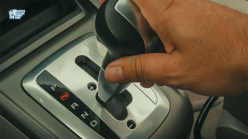 Gigi Netral di Turunan: Irit BBM atau Justru Bahaya? 3 gigi netral di turunan