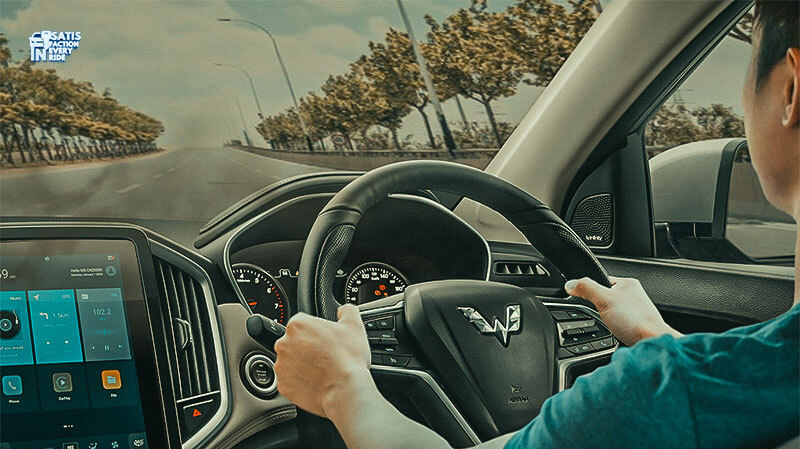 Gigi Netral di Turunan: Irit BBM atau Justru Bahaya? 5 gigi netral di turunan