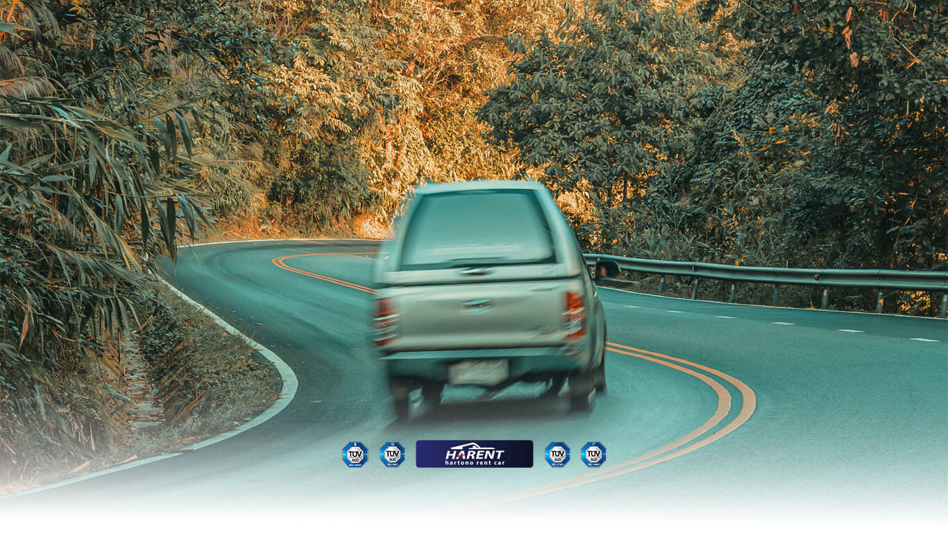 Gigi Netral di Turunan: Irit BBM atau Justru Bahaya? 1 gigi netral di turunan