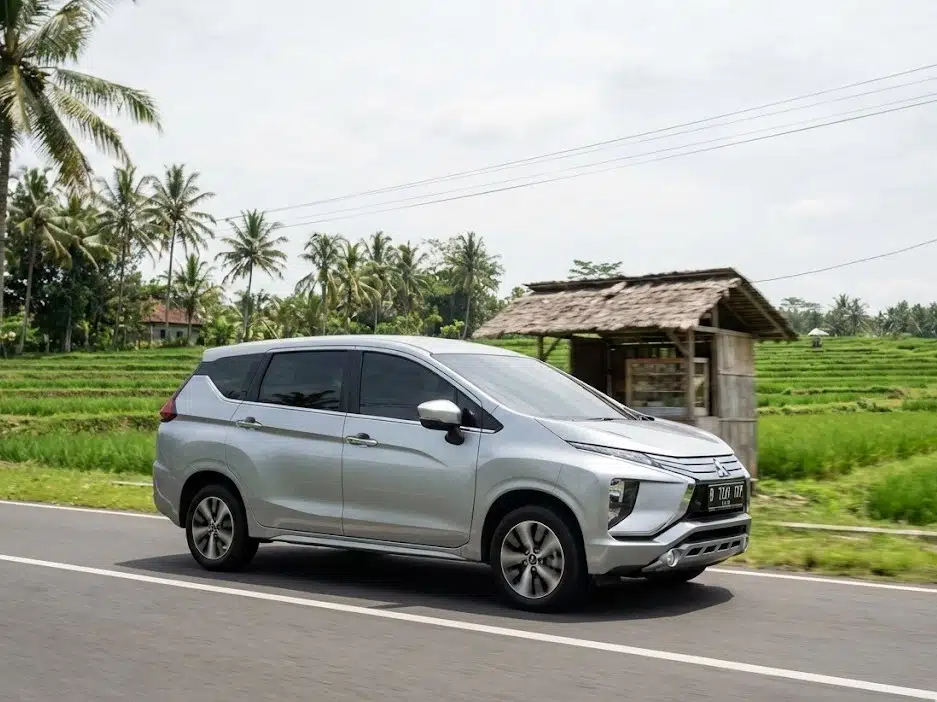 Bawa Rombongan Keluarga? Ini 4 Alasan Sewa Mobil Harian Tipe MPV Lebih Untung dari Pakai 2 Mobil Kecil! 6 image 19