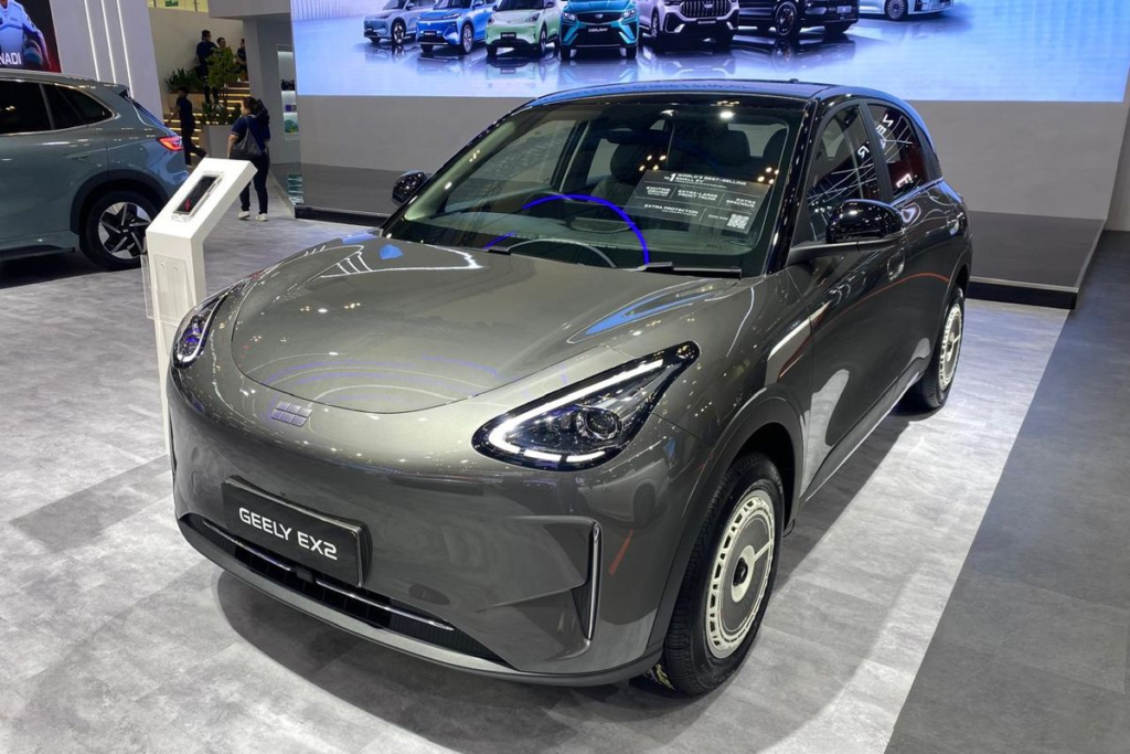Pilihan Terbaik Mobil Listrik 200 Jutaan 2026: Jaecoo, Geely, atau BYD? 3 image 21
