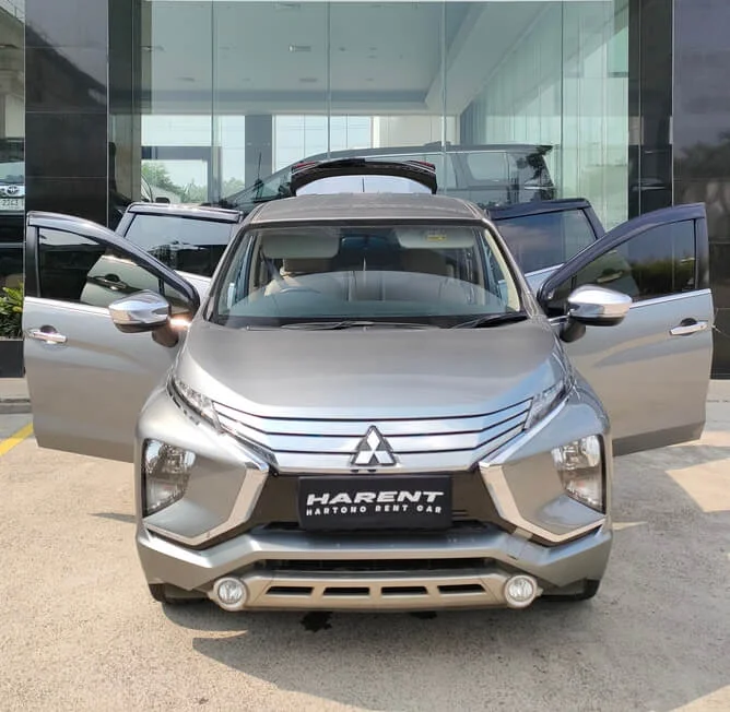 Kabin luas dan suspensi empuk Mitsubishi Xpander memberikan kenyamanan ekstra untuk mobil operasional staf.