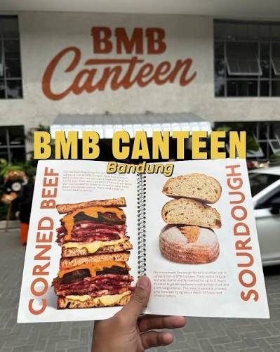 Kuliner dan Oleh-Oleh Bandung, 7 Tempat Ini Wajib Banget Kamu Datengin! 4 images 12