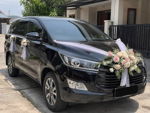 Rekomendasi Sewa Mobil Pengantin Jakarta 2026 | Alphard Jadi Best Seller! 2 sewa mobil pengantin jakarta toyota alphard